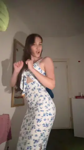 A post by @debora_rebeca21 on TikTok