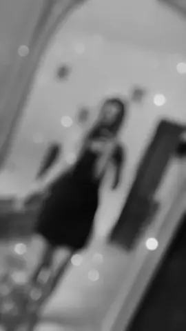 A post by @maria_anca97 on TikTok caption: 🩶🖤…#goviral #italy🇮🇹 #romania🇷🇴 #fyp #treandingvideo #viral_video_tiktok #CapCut #foruyou 