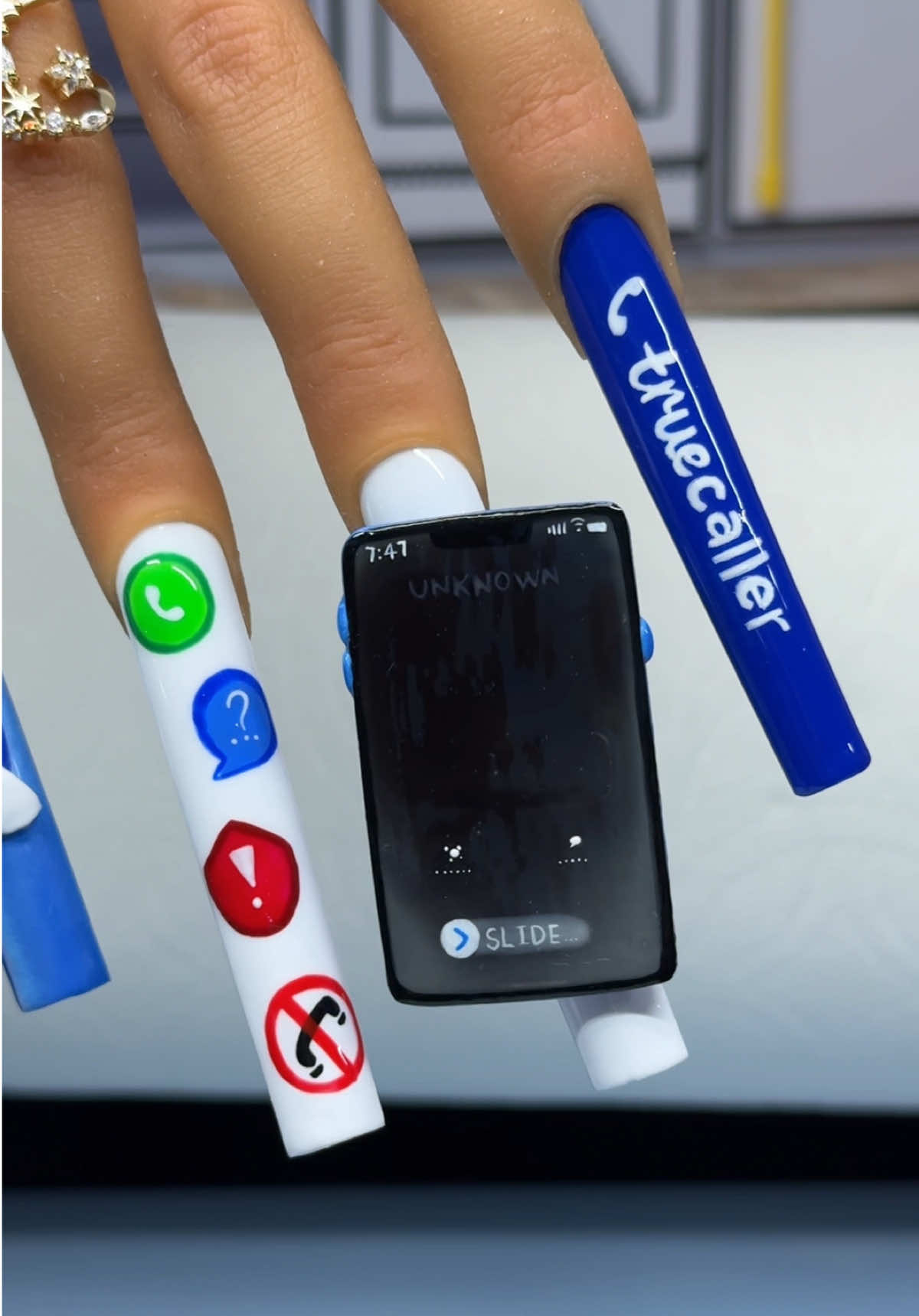 A post by @mooyahyah on TikTok caption: Do you have any crazy scam stories?!📞 @Truecaller #truecaller 