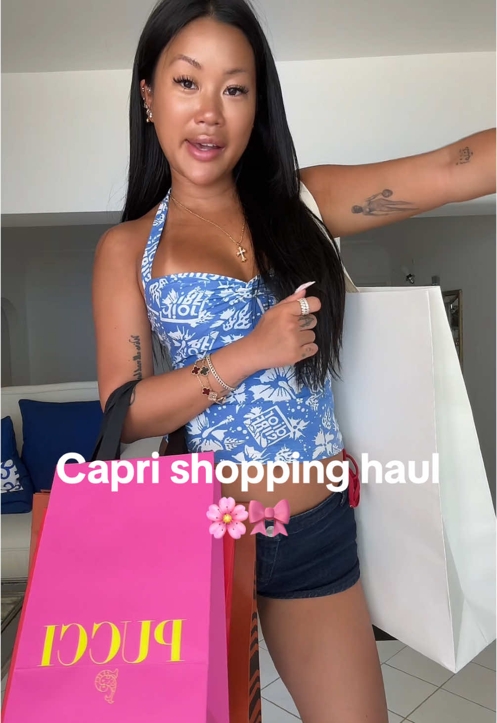 A post by @lauren.luo on TikTok caption: Haul time in capri 😛💘 #shoppinghaul #haul 