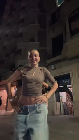 A post by @_onagr on TikTok caption: 🕺🕺🕺🕺