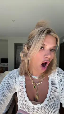 A post by @d_demps93 on TikTok caption: My favorite short hair style .  #shorthair  #demps 