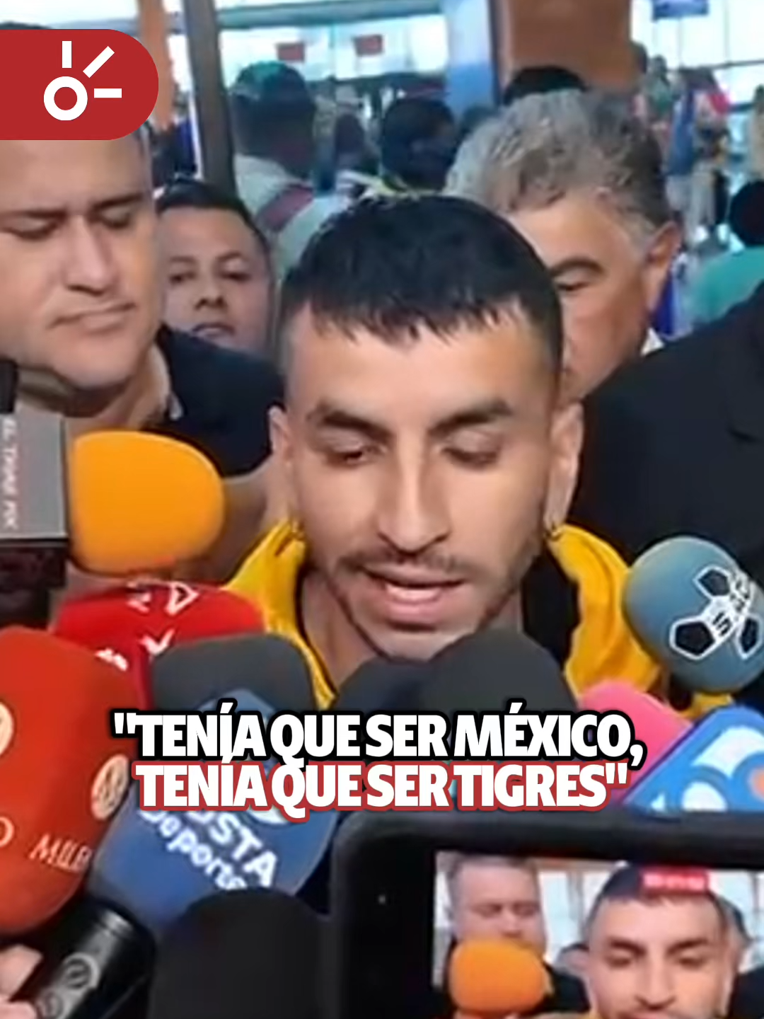 A post by @clarosports on TikTok caption: ¡NO PODÍA SER OTRO! 🇦🇷🐯⚽ Ángel Correa comparte como fue que decidió que México era su próximo destino y Tigres el elegido de él y su familia #Futbol #Mexico #AngelCorrea #Tigres #Llegada #MasClaroQueNunca