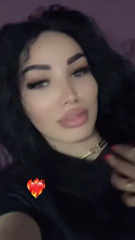 A post by @geanina_bornei27 on TikTok caption: #❤️❤️viral #5pasidebine #fyp #gya 