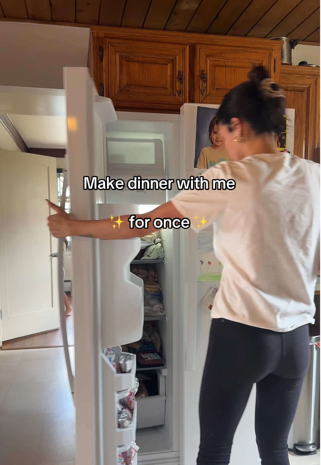 A post by @salomeandreaa on TikTok caption: A rare sighting of dinner being made #fyp 