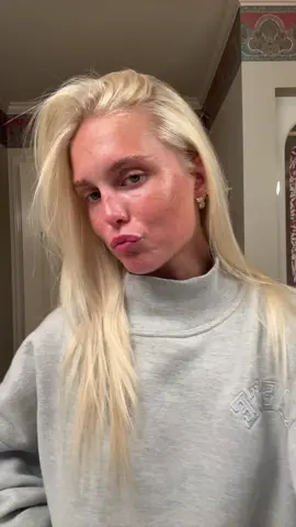 A post by @gertienazaroff on TikTok