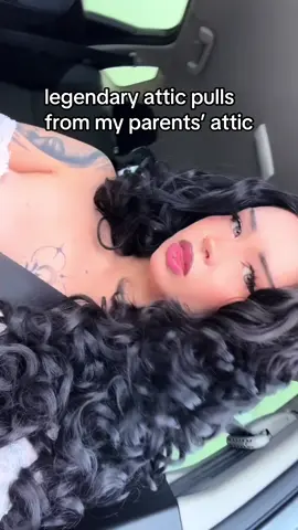 A post by @chiquitaolguita on TikTok caption: wasn’t ready to be jumpscared by these 🤣🤣❤️ #tattoos #piercings #alternative #BookTok #joeygraceffa #shanedawson #mirandasings #colleenballinger #youtube #2010s 