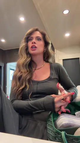 A post by @kelseyalexandraan on TikTok caption: Practicing my vows 💗🤌🏼 