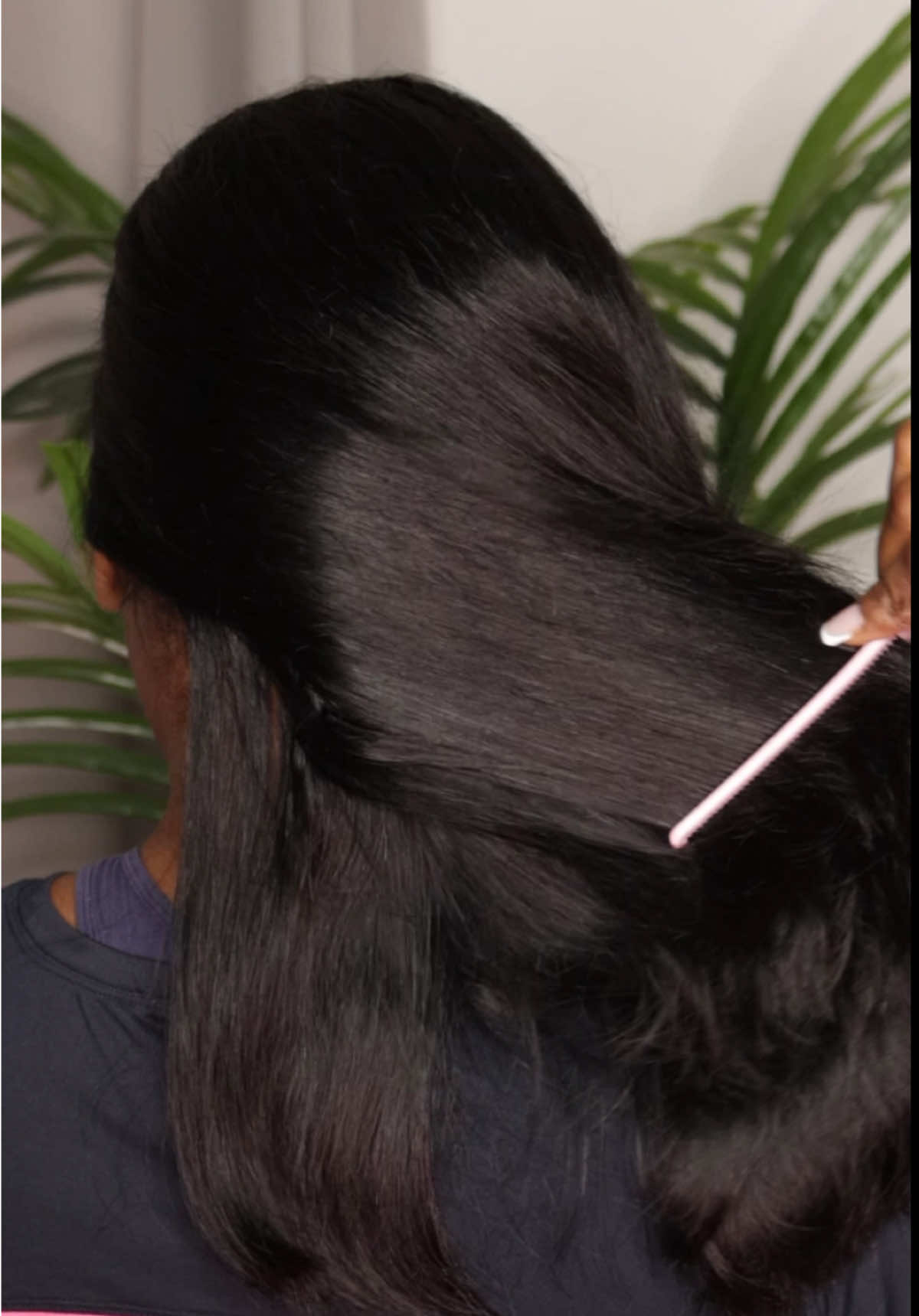 A post by @ on TikTok caption: Raw hair is so much better #rawhair #wig #hairstyle #fyp #fu #viral 