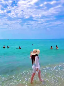 A post by @valentina_rs_____ on TikTok caption: #CapCut #fypシ゚ #viralvideos #🩵😍