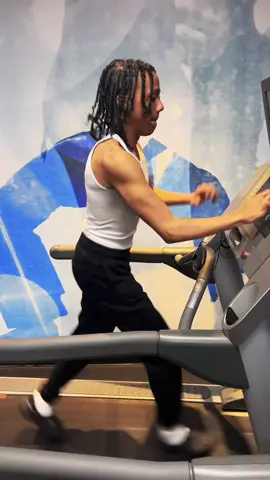 A post by @stankabuttx on TikTok caption: me chasing after the same 🥷🏾 #kash #fyp #baltimore 