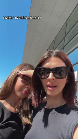 A post by @regina_indiscussa_ on TikTok caption: Si ritorna in Sicilia 