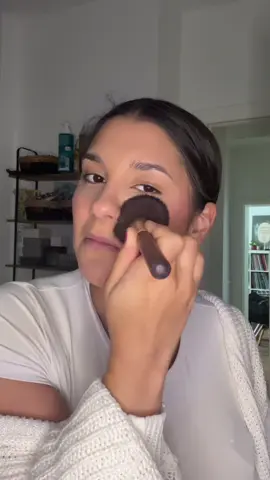 A post by @emilieazaaria on TikTok caption: 💝