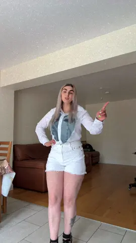 A post by @cocacoca0993 on TikTok