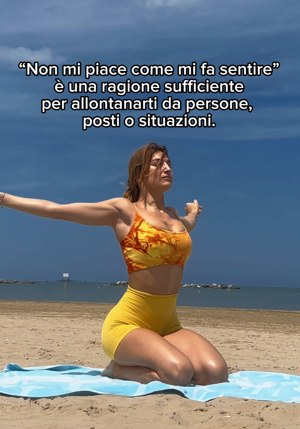 A post by @vickybenedettiii on TikTok caption: Allontanarti da situazioni che mettono a dura prova la tua salute mentale e ti fanno sentire fuori luogo è la massima dimostrazione d’amore che puoi fare verso te stessa. Nell’ultimo anno ho imparato ad allontanare qualsiasi cosa non mi facesse sentire veramente me stessa e, ve lo giuro, non avrei mai potuto fare scelta migliore❤️‍🩹 #VICKYFGM #fitness #MentalHealth 