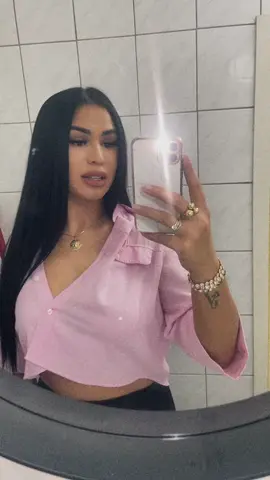 A post by @dannaaaaa77 on TikTok caption: 🫠