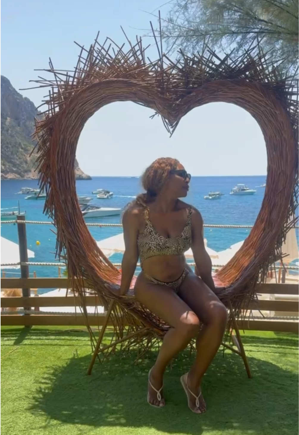 A post by @serena on TikTok caption: Love starts with loving yourself. Be kind to yourself today.  #love #fyp #foryourpage #letlove #Summer #vacation