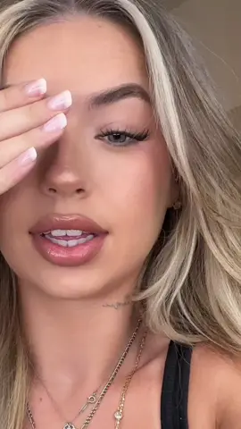 A post by @ on TikTok caption: natural lash clusters are eating @Lashterally.usa #NoGlue#JustLashterally #StickAndBlink #SelfAdhesiveLashes #Eyelashes #fyp #foryoupage #DIYlashes #Beauty #Makeup #tiktokusa #Lashterally #trending 