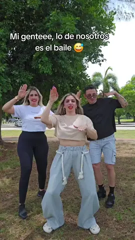 A post by @arielramosperdomo on TikTok caption: Ya no más,  bye ! 🤣 . . . Aviso: Este contenido está creado con fines de entretenimiento y no refleja mis opiniones personales o ideales. Respeto la diversidad de pensamientos y culturas, y no tengo la intención de ofender a nadie. Si alguna palabra o frase es sensible o inapropiada, por favor entiendan que no es mi intención promover discursos de odio o discriminación. Gracias por su comprensión y apoyo. . . . #comedia #humor #videosgraciosos #funny #humorlatino #comparte #abuelos #comico #videoviral #risas #followme #compártelo #HumorMe #arielramosperdomo #arielymarta