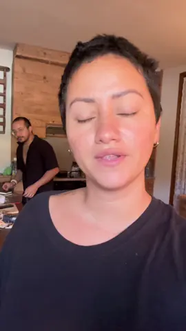 A post by @luz.carreiro on TikTok caption: Desayunito rico 