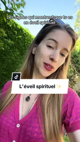 A post by @emma.de.bermingham on TikTok caption: C’est simple et ça me rend heureuse. 🥰 et toi ? 
