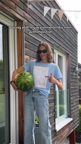 A post by @fitgreenmind on TikTok caption: What a nice catch! 😮‍💨 #easyveganrecipes #veganrecipes #vegancooking #watermelon #funny 