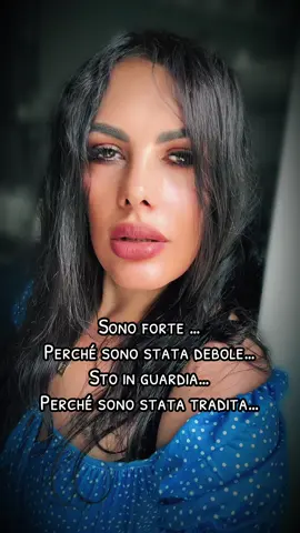 A post by @annabell99999 on TikTok caption: Buonasera 🤗🖤💋🌹😘#sempre #lei #polacca #passione #rispetto #buonasera 