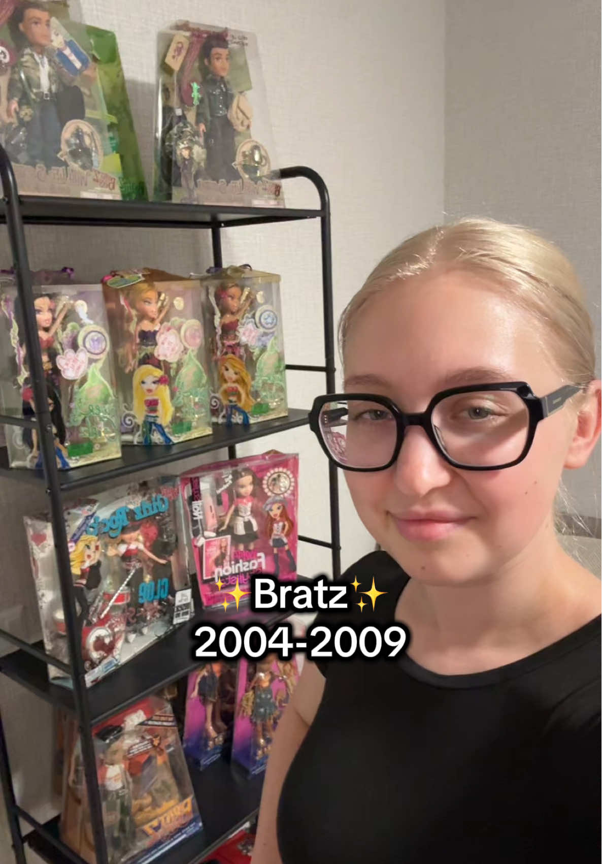 A post by @tetka_2200 on TikTok caption: Bratz в сердце