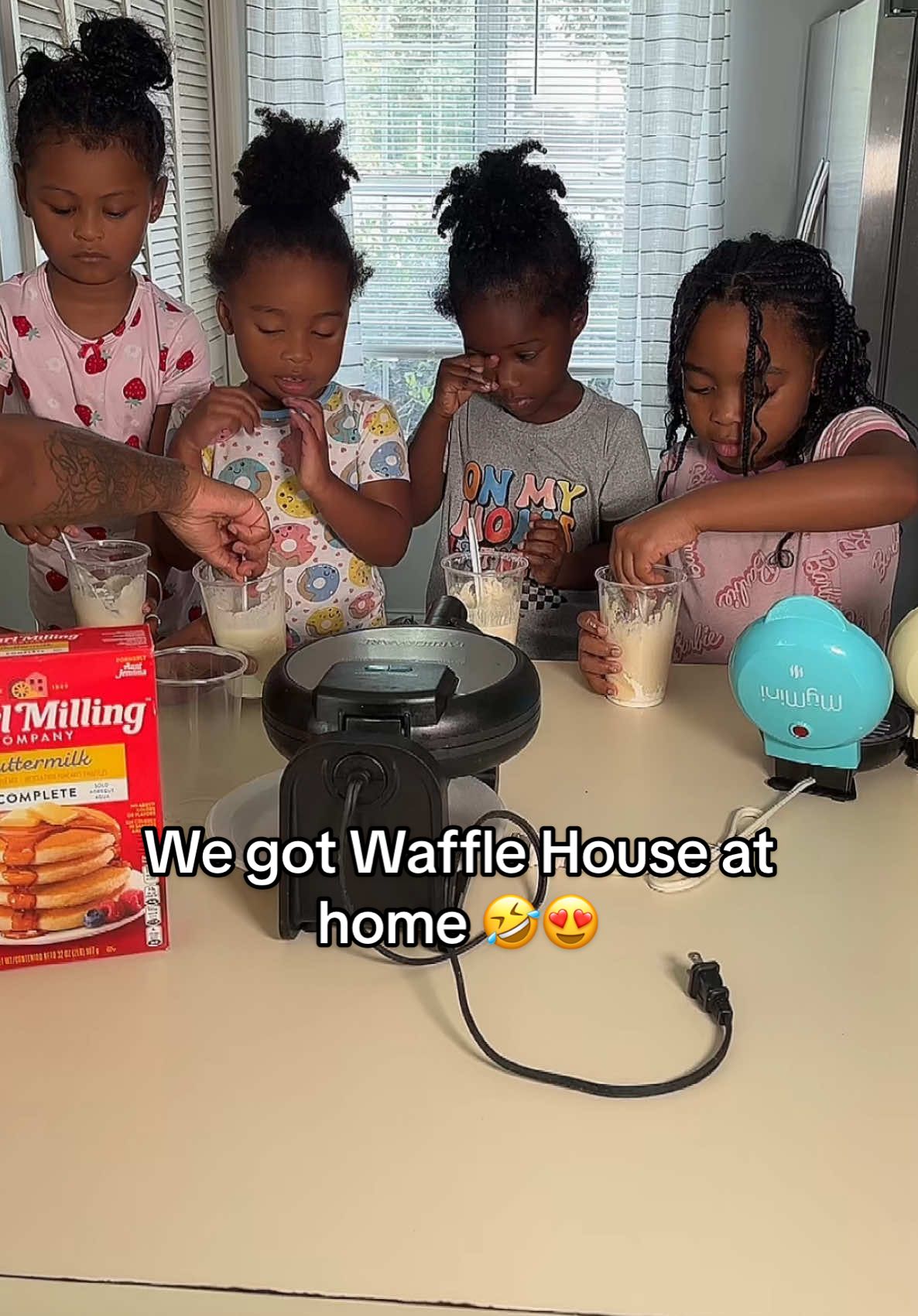 A post by @tekab0 on TikTok caption: Love my babies 😍 I know I look a mess but … yall should know by now I can ptso 🤷🏾‍♀️ #fyp #mom #auntie #love #ryleeryan #naenae #jadore #blessed 