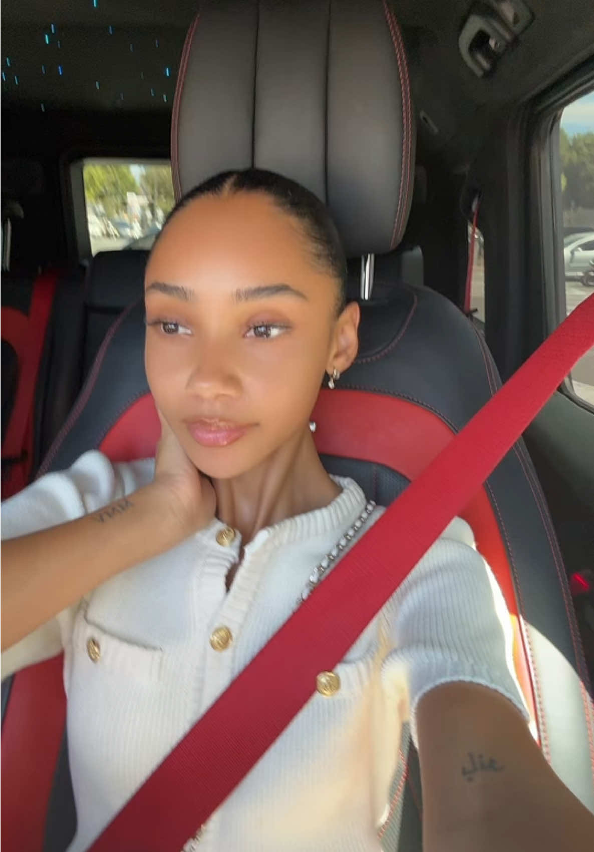 A post by @asantewachitty on TikTok caption: i <3 sof