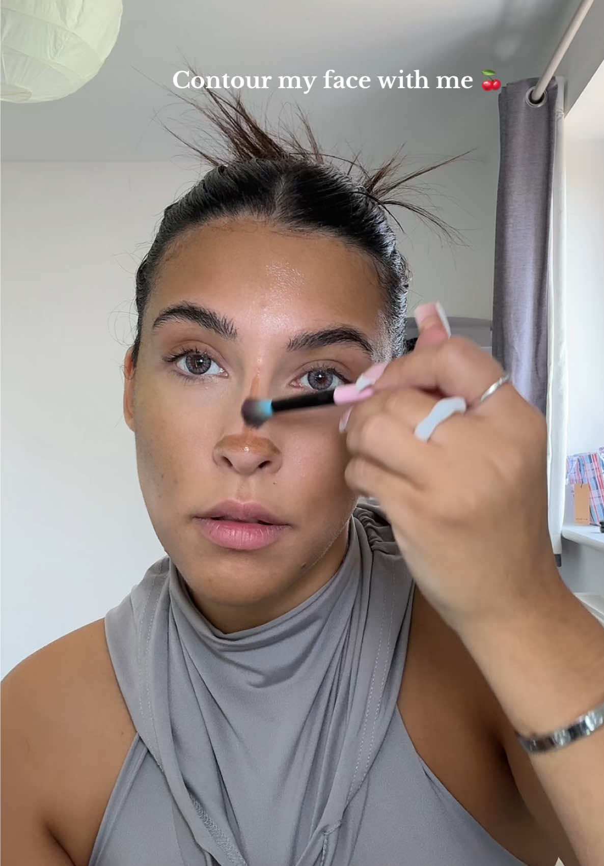 A post by @alarataneri on TikTok caption: Yes, I’ve just been on holiday Wbu? @Bondi Sands #contour #makeup #fyp 
