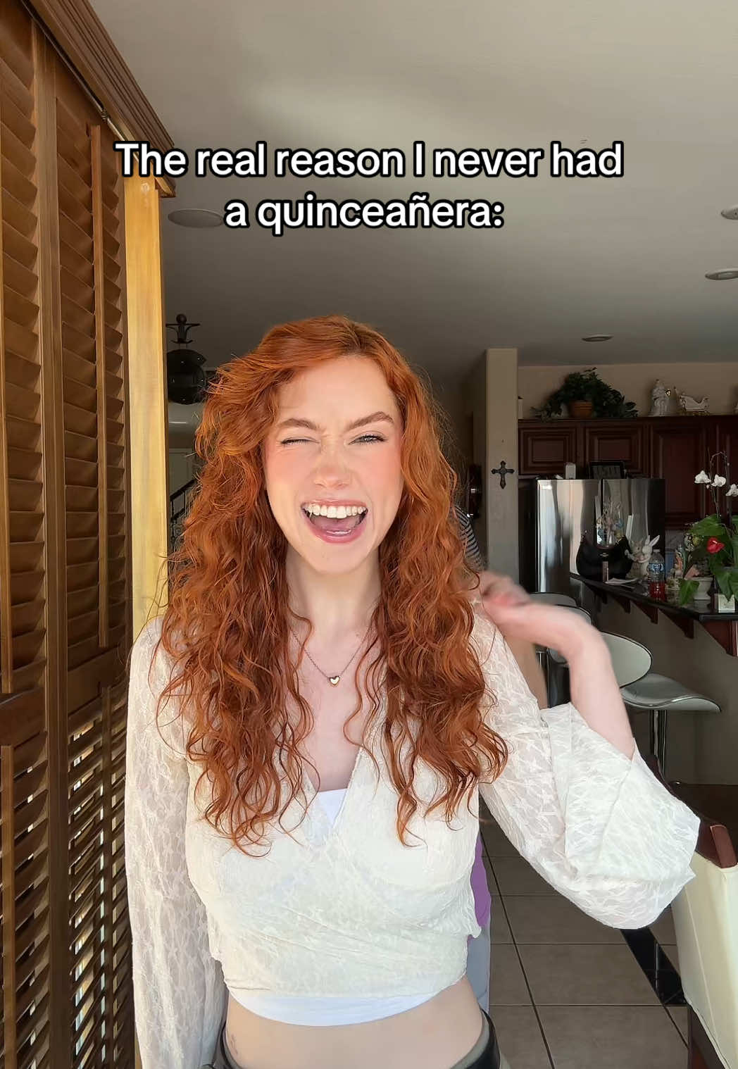 A post by @saianana on TikTok caption: No one lives close to anyone in my family, weddings are the only exceptions 😮‍💨 #peliroja❤️👩🏻‍🦰 #ifykyk #quinceañera #smallfamily 