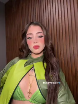 A post by @katteyes on TikTok caption: 👀