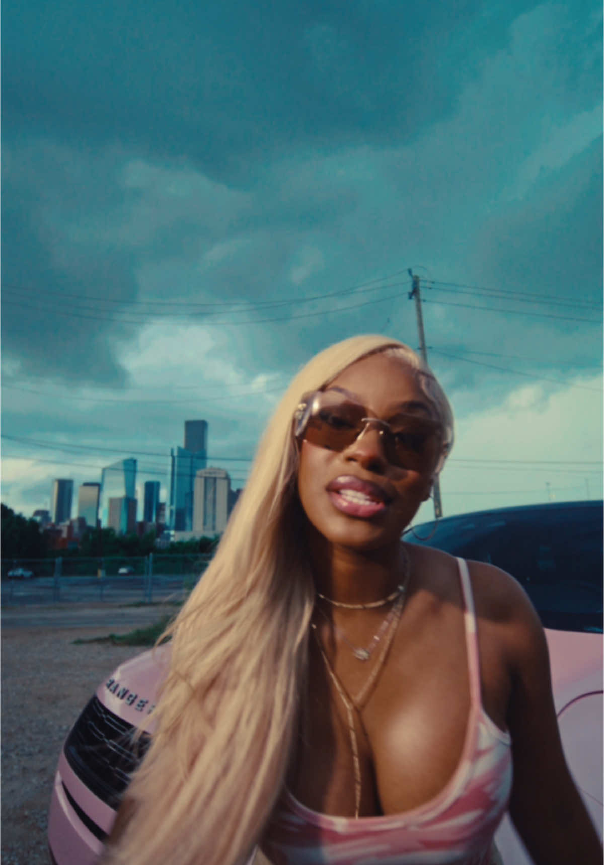 A post by @themonaleo on TikTok caption: I ain’t messy but.. We On Dat OUT NOW! #fyp
