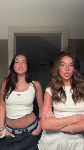 A post by @francescacuccuru on TikTok caption: @Rebecca Parziale @ANDREA FRATINO 🤣🤣🤣