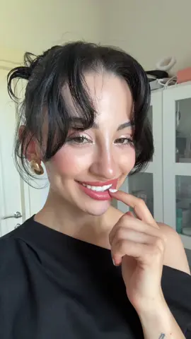 A post by @busekorkmaz on TikTok caption: Bu akımı neden yapıyoruz shddhdjdjfjf