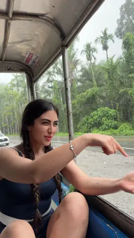 A post by @aydas on TikTok caption: Çay saati geldi 🤭🥥😂☕️ #çay #aydasteam #fyp #thailand #phuket #çay 