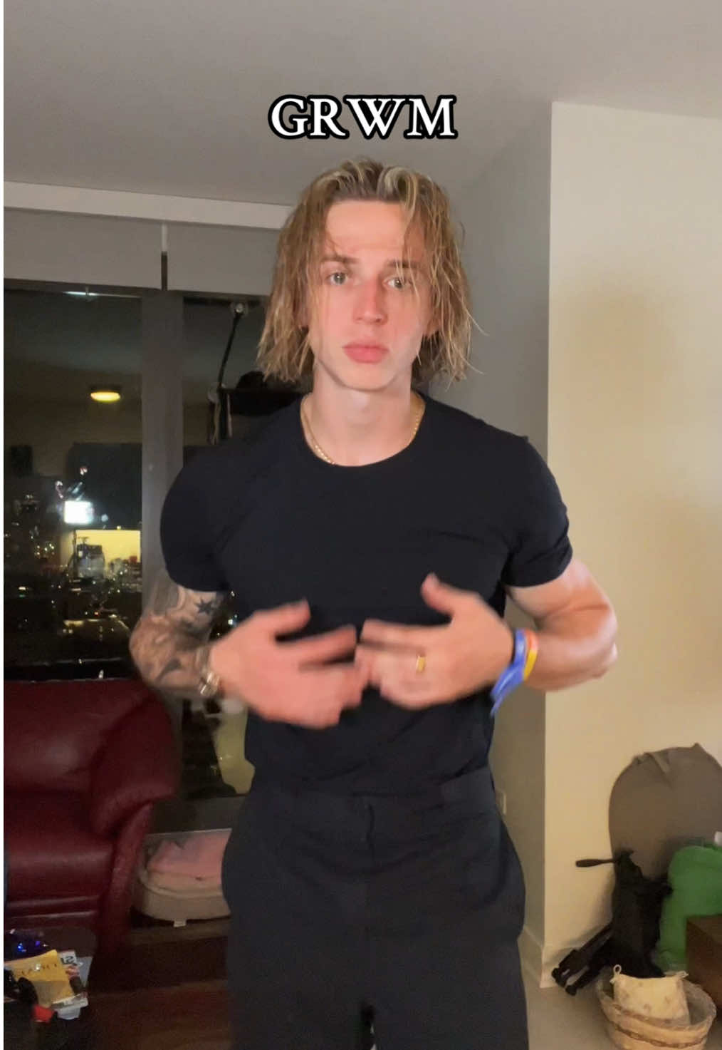 A post by @jimmysotos4 on TikTok caption: It’s safe, but sometimes all black is the play