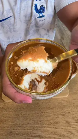 A post by @cestarpinbon on TikTok caption: Ça c’est le dessert qui met tout le monde d’accord prêt en 15min seulement 😋 #recettes #ideerecette #recettesimple #recetterapide #recettefacile #recettefacileetrapide #recettesimpleetrapide #TikTokFood #cestarpinbon 