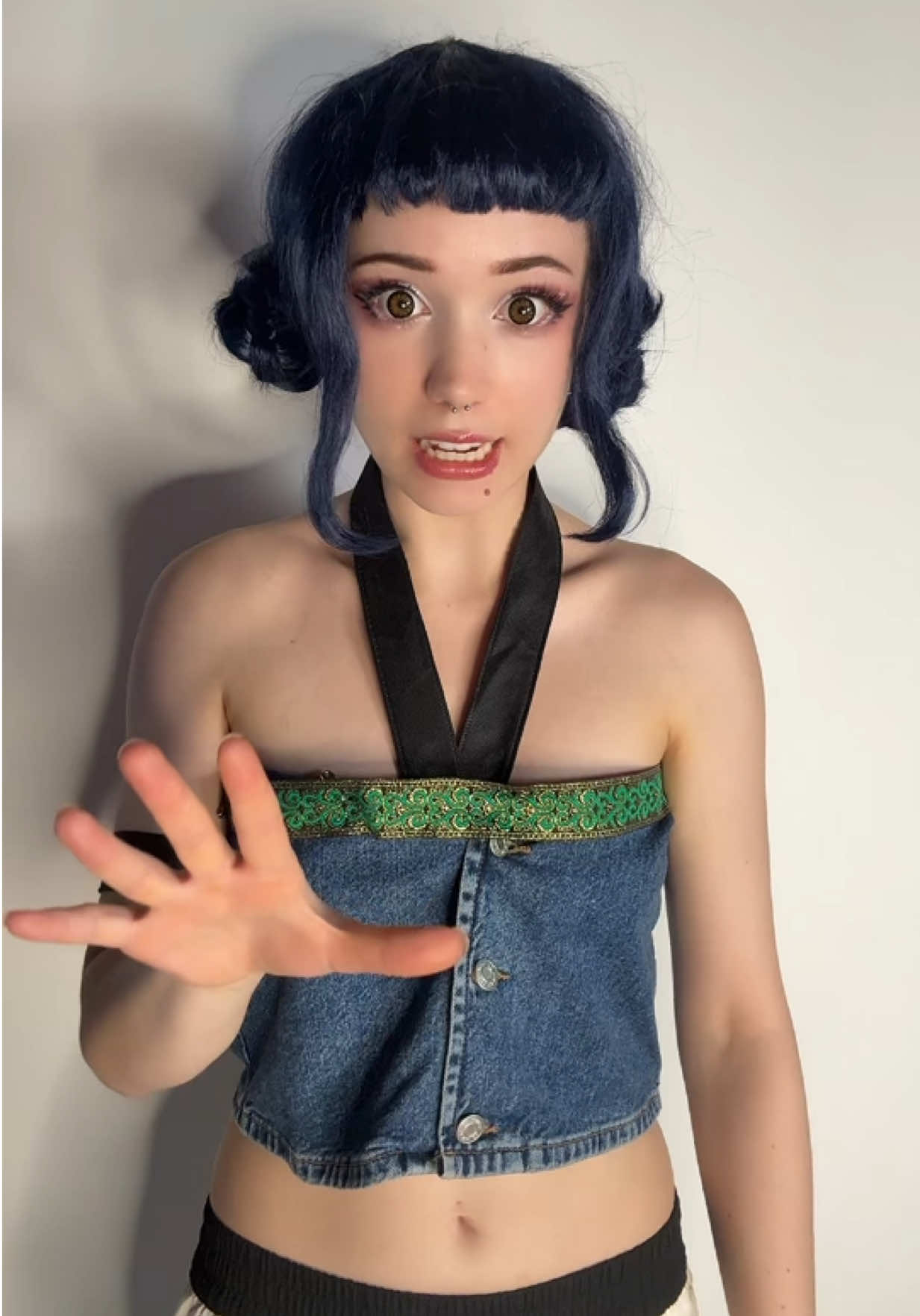 A post by @toothlessteddie on TikTok caption: i’m so confused😔help #kpopdemonhunters 