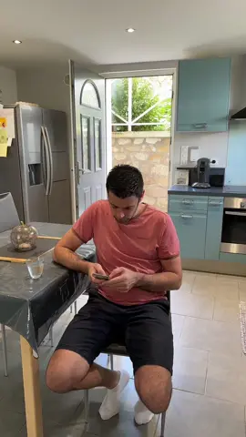 A post by @jeremlaura_ on TikTok caption: Il faut chaud en ce moment !!🤣🤣
