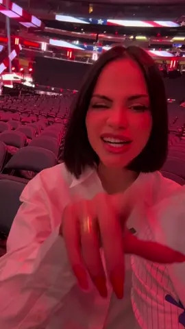 A post by @nattinatasha on TikTok caption: Eso no se hace, yo me emocioné 🤪