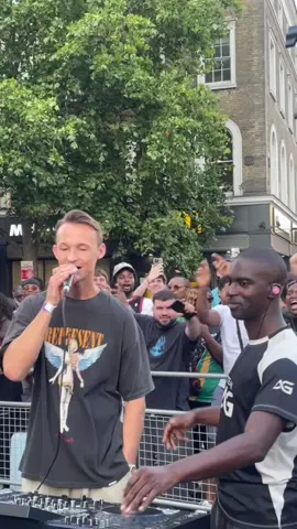 A post by @lukeburrmusic on TikTok caption: Mic on the street - had to get involved 🎤 Shoutout @DJ AG ONLINE🎧✌🏾🇬🇧  
