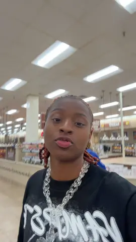 A post by @yung.jezzo on TikTok caption: Just a friendly reminder 🩷