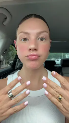 A post by @hesky on TikTok caption: New nails💅🏼 #nails #nailsoftiktok 