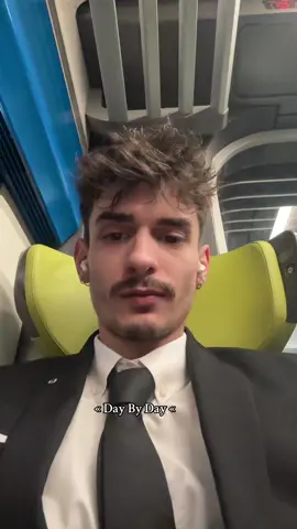 A post by @goncalveslaw12 on TikTok caption: 🚶‍♂️#foryou 