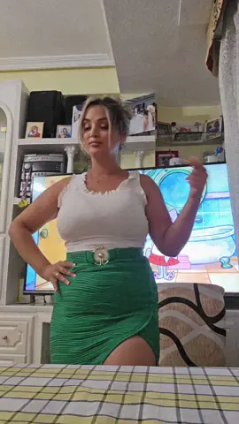 A post by @florentinamirela0 on TikTok caption: #😍 #foruyou #fy 