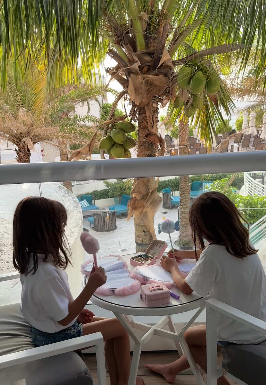 A post by @salomeandreaa on TikTok caption: Spend the day with us #fyp 