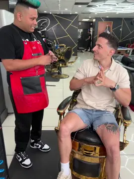 A post by @arielramosperdomo on TikTok caption: No lo vuelvo a hacer!🤣 . . . Aviso: Este contenido está creado con fines de entretenimiento y no refleja mis opiniones personales o ideales. Respeto la diversidad de pensamientos y culturas, y no tengo la intención de ofender a nadie. Si alguna palabra o frase es sensible o inapropiada, por favor entiendan que no es mi intención promover discursos de odio o discriminación. Gracias por su comprensión y apoyo. . . . #comedia #humor #videosgraciosos #funny #humorlatino #comparte #abuelos #comico #videoviral #risas #followme #compártelo #HumorMe #arielramosperdomo #arielymarta