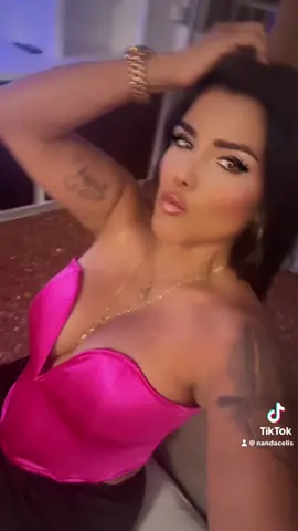 A post by @nandacelis on TikTok